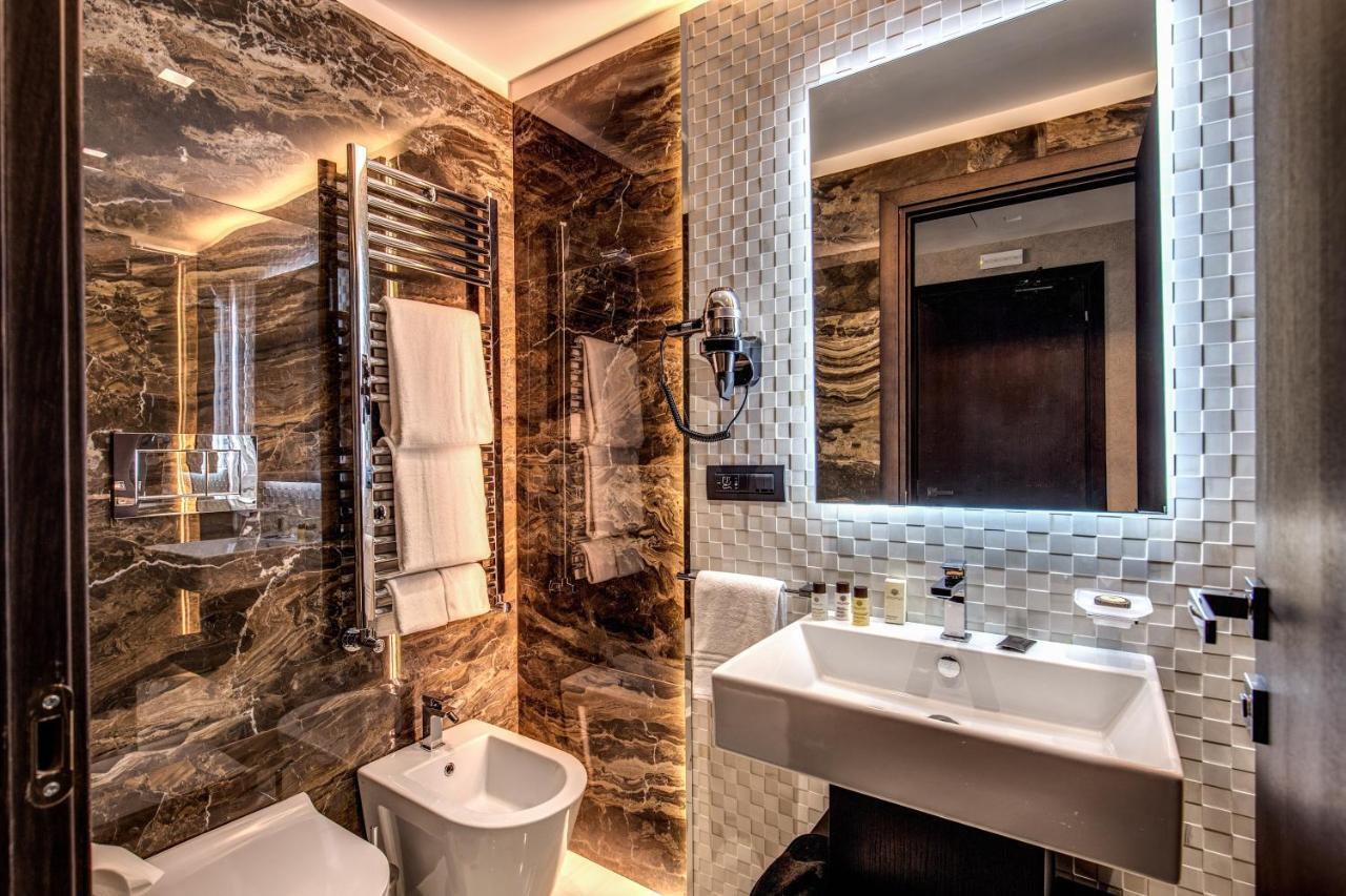 Prassede Palace Hotel Rzym Zewnętrze zdjęcie